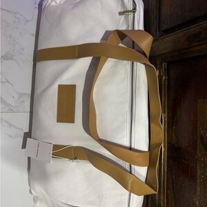 New Cozy Earth Silky Bamboo Viscose Comforter Queen White  All Season